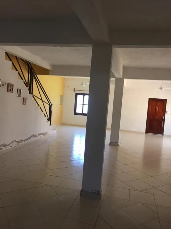 VENDO FINA RESIDENCIA — foto 3