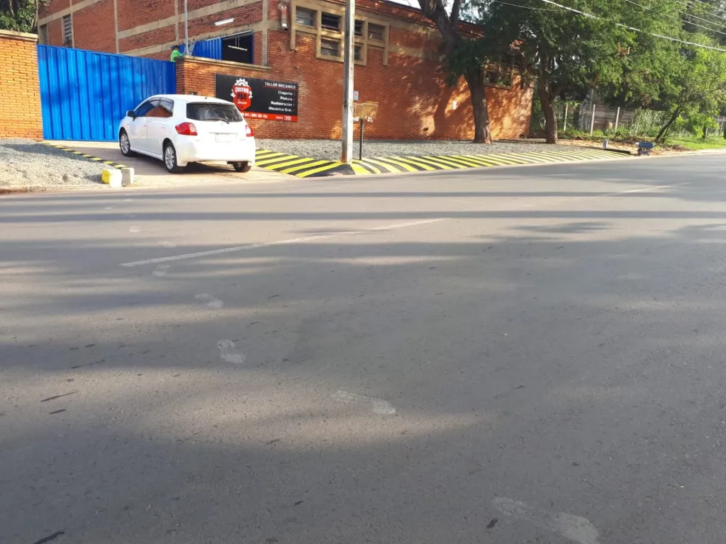 FERNANDO DE LA MORA, ZONA NORTE, DEPÓSITO!!! — foto 2