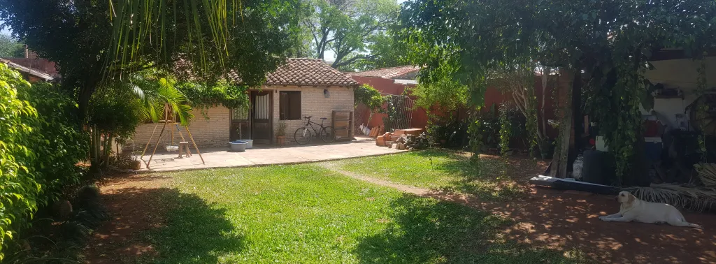 Casa en Barrio Mburucuya, a metros de Santísima Trinidad y de Alberdin, Zona Privilegiada — foto 3
