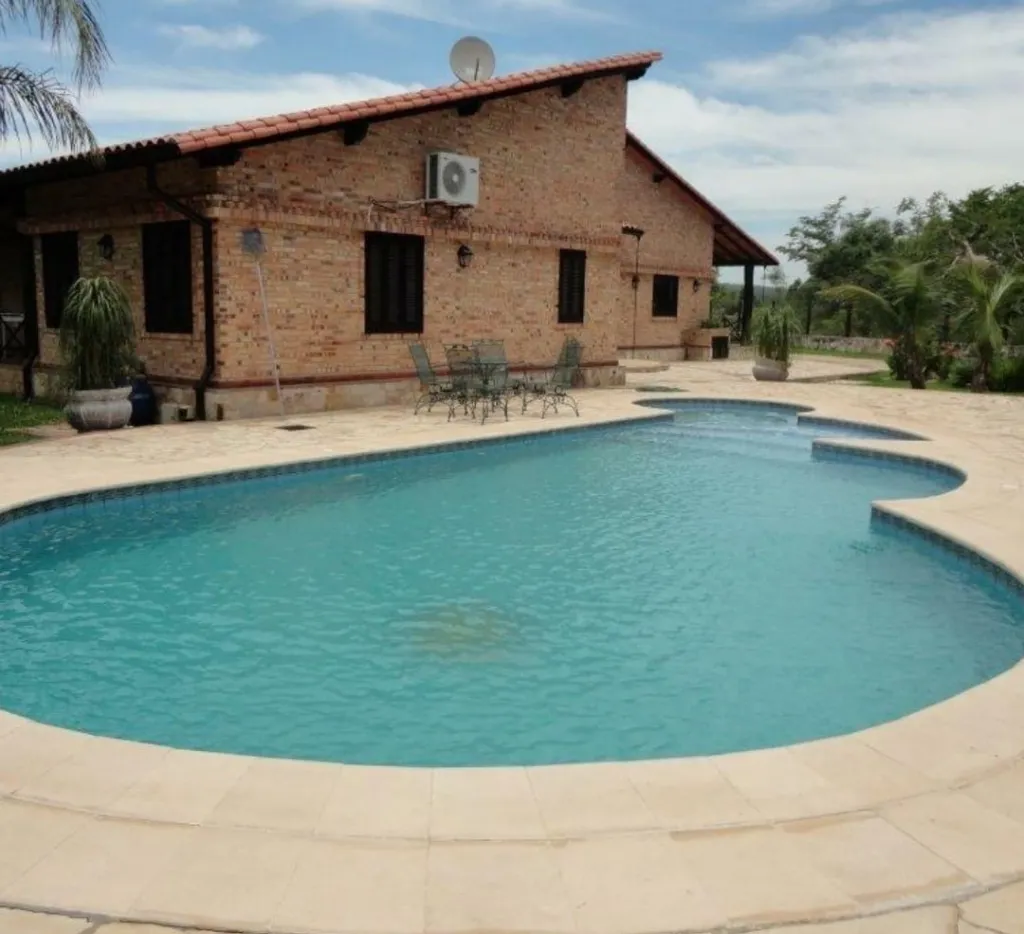VENDO AMPLIA QUINTA EN NUEVA COLOMBIA DE UNOS 16.000 M2 — foto 2