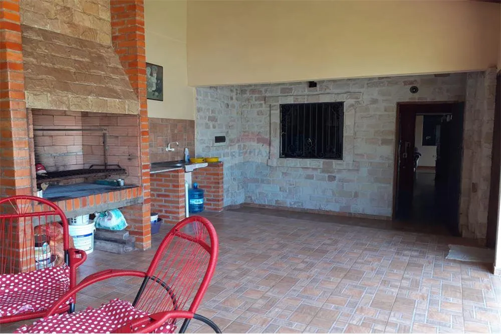 Hermosa Casa en centro de Carapeguá — foto 3