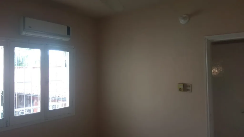 EHSIP ALQUILA: AMPLIO DEPARTAMENTO EN SAJONIA — foto 2