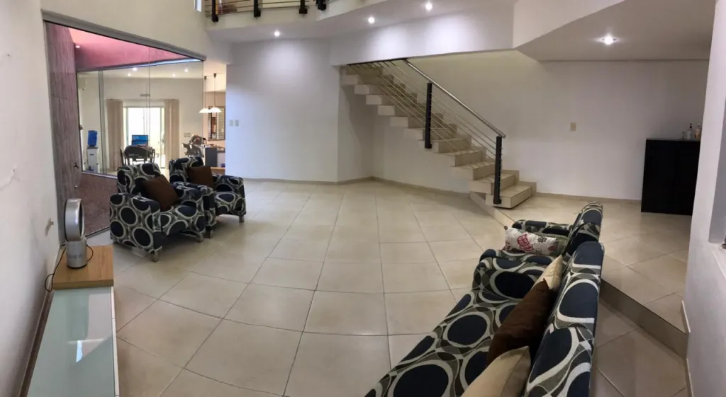 Hermoso dúplex en Lambaré — foto 3