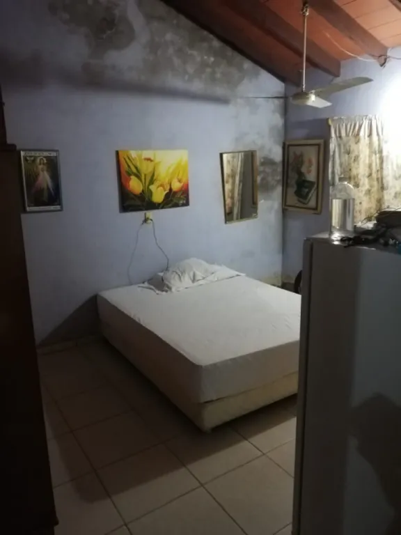 VENDO MODESTA CASA A REFACCIONAR EN TERCER BARRIO - LUQUE!! — foto 3
