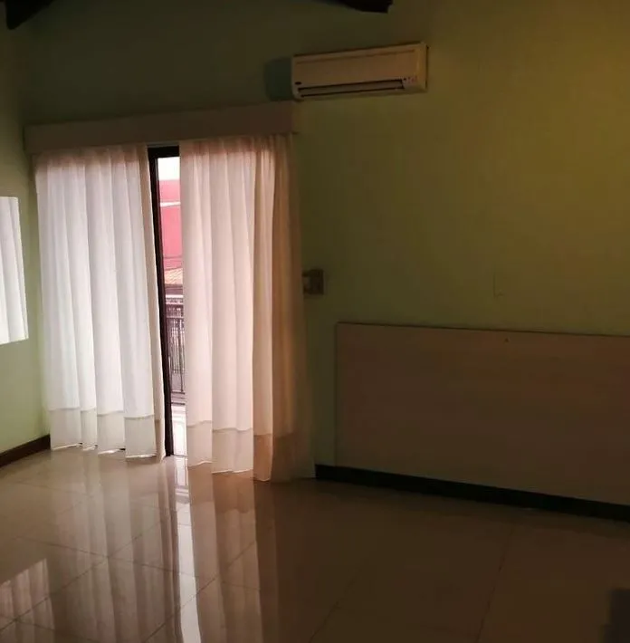 Vendo Hermosa Residencia en Asunción Zona Identificaciones. — foto 3