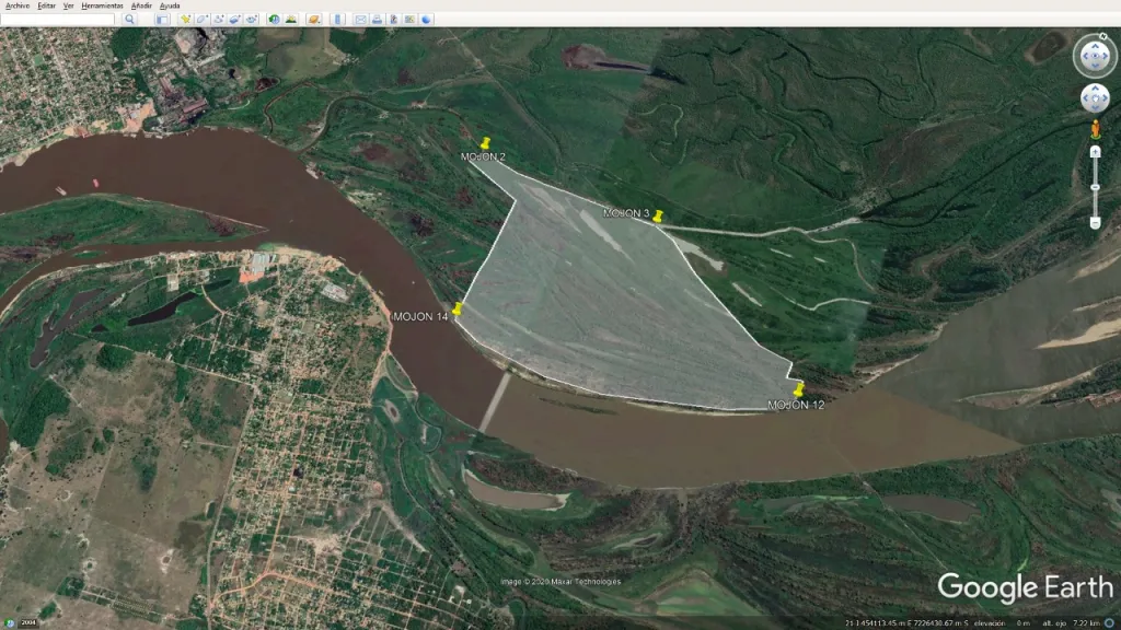 ATENCION INVERSIONISTAS VENDO TERRENO CON 2.500 METROS LINEALES SOBRE EL RIO PARAGUAY — foto 2