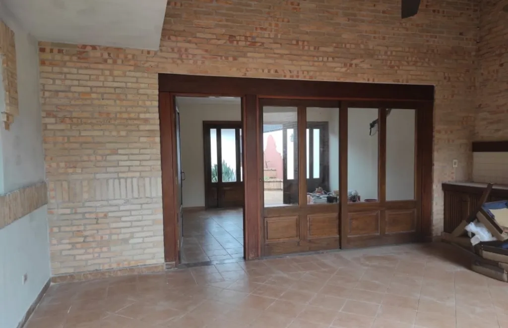 VENDO AMPLIO DUPLEX EN BARRIO HERRERA. TODO EN PLANTA BAJA — foto 2