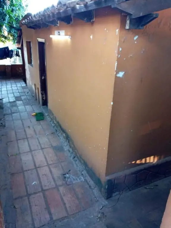 Vendo Casa a demoler o refaccionar en Asunción. — foto 2