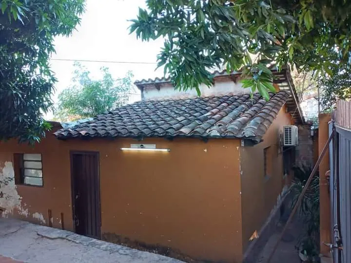 Vendo Casa a demoler o refaccionar en Asunción. — foto 3