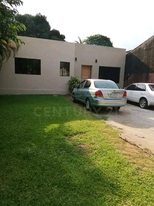 Casa o Terreno en Barrio Herrera. — foto 2