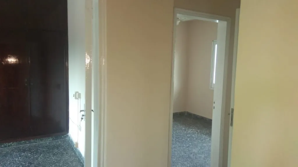 EHSIP ALQUILA: AMPLIO DEPARTAMENTO EN SAJONIA — foto 3