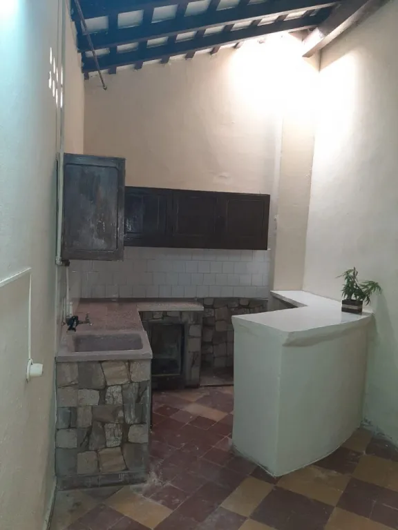 Alquilo departamento zona Hospital Barrio Obrero — foto 2