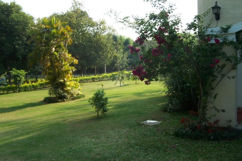 Vendo en Barrio Cerrado zona Yacht y Golf club — foto 2