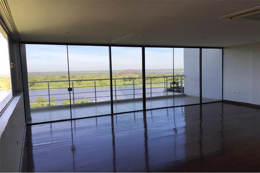 Vendo PENTHOUSE zona Yacht y Golf Club. 390,000 USD — foto 2
