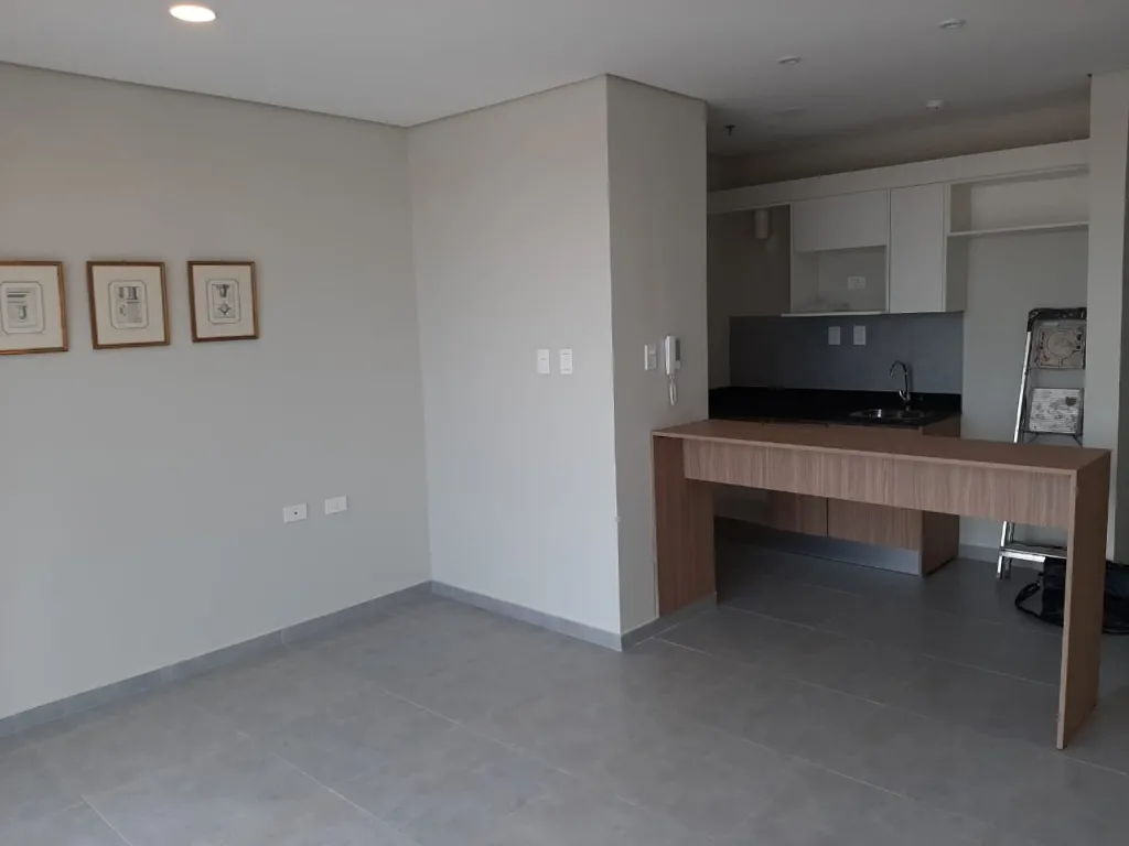 DEPTO DE UN DORMITORIO A 3 CUADRAS DEL MULTIPLAZA — foto 2