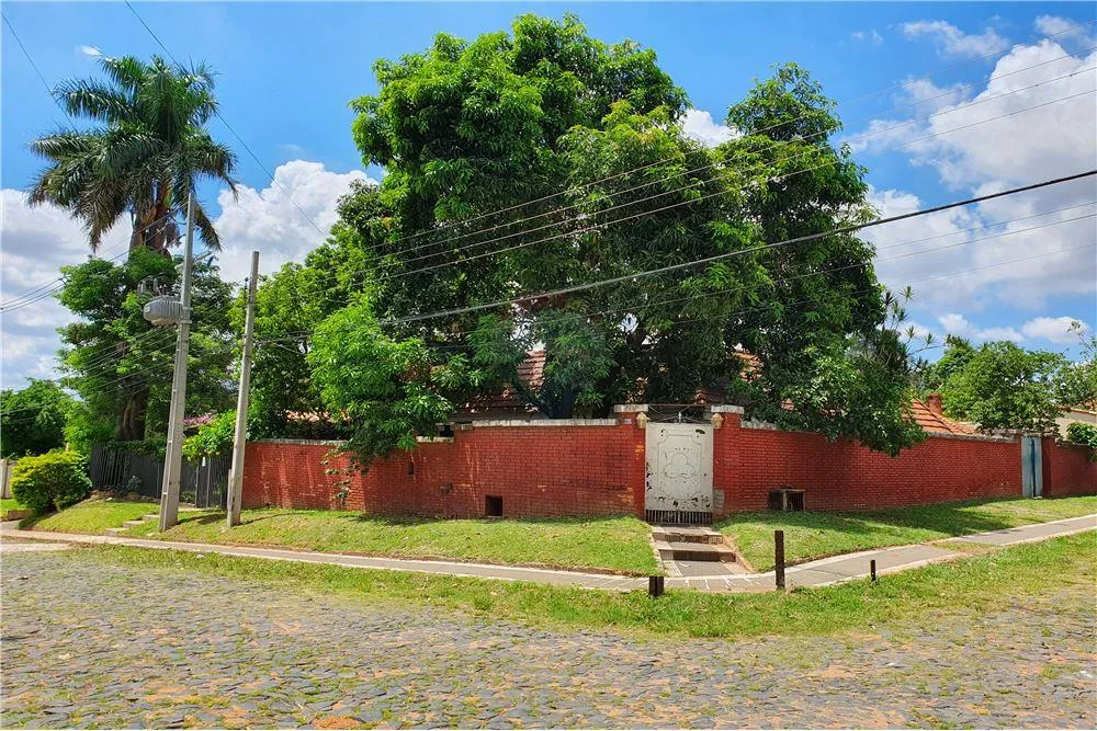 Se vende terreno en esquina de 360 m2 en Asuncion — foto 2