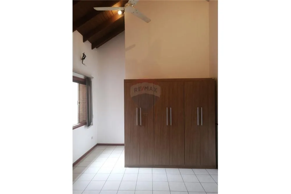 ALQUILO DEPARTAMENTO TIPO DUPLEX DE 2 DORMITORIOS EN CARMELITAS — foto 2