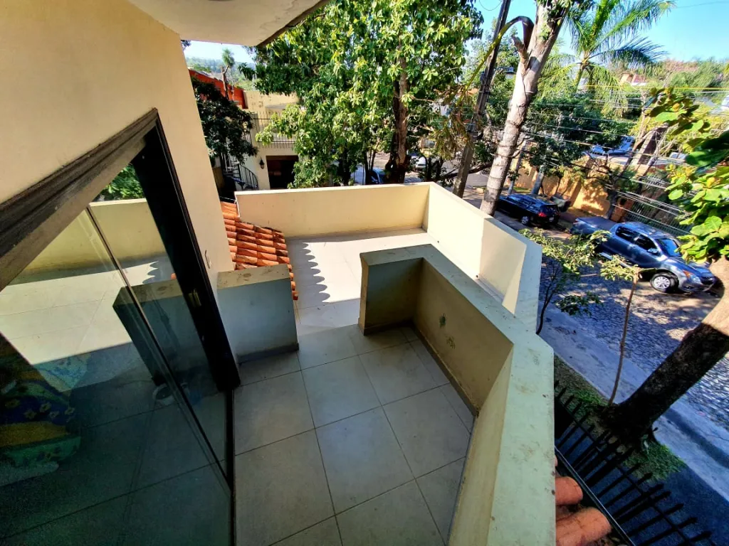 Vendo Residencia en Mburucuya — foto 2