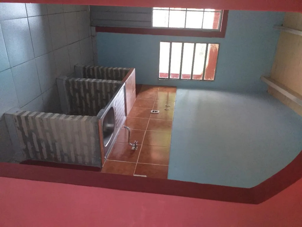 VENDO VIVIENDA C SALONES -ZONA STOCK LAMBARE — foto 2