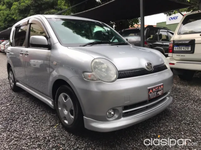 Toyota Sienta 2003 — foto 2