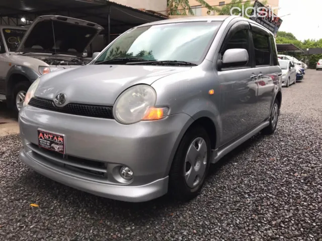 Toyota Sienta 2003 — foto 4