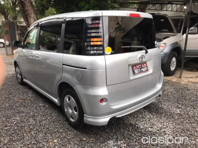 Toyota Sienta 2003 — foto 5