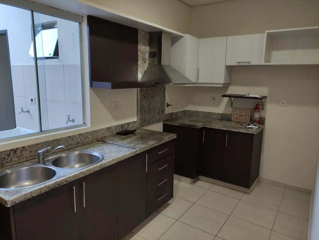 ALQUILO HERMOSO DUPLEX EN EL BARRIO HERRERA — foto 3