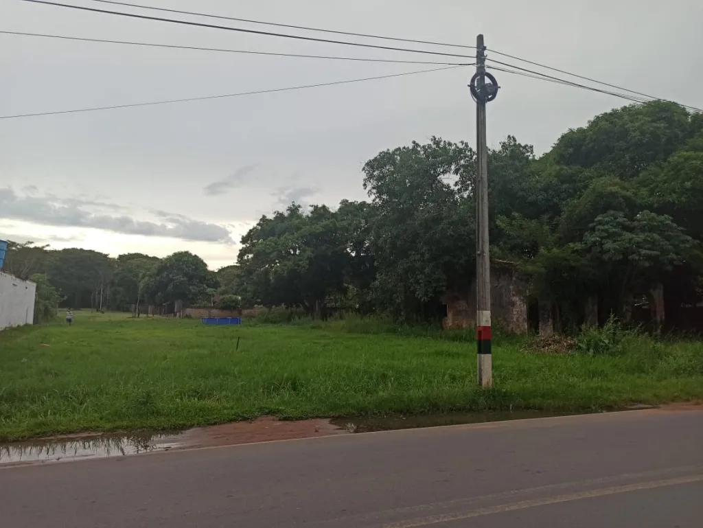 VENDO AMPLIO TERRENO EN EL CENTRO DE AREGUA!!! — foto 2