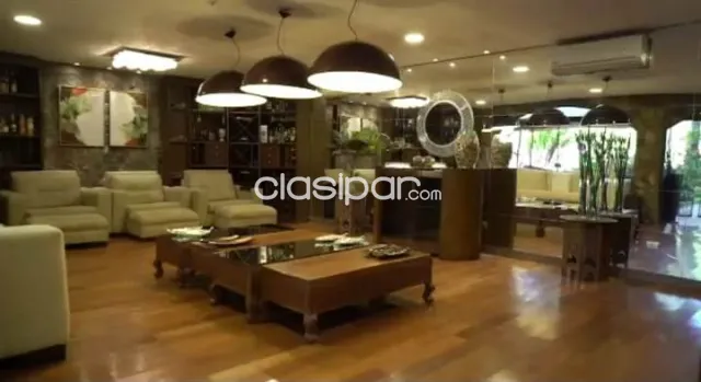 BO MCAL. ESTIGARRIBIA: 1.400 M2, INIGUALABLE MANSIÓN, 4 SUITES, JARDÍN, PISCINA, 5.000 USD — foto 2
