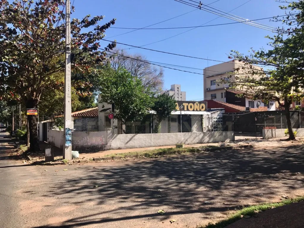 Lote en esquina, Ciudad Nueva! — foto 2