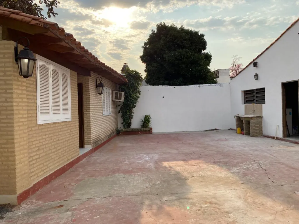 Hermosa Casa a Pasos de la Expo de Mariano — foto 3