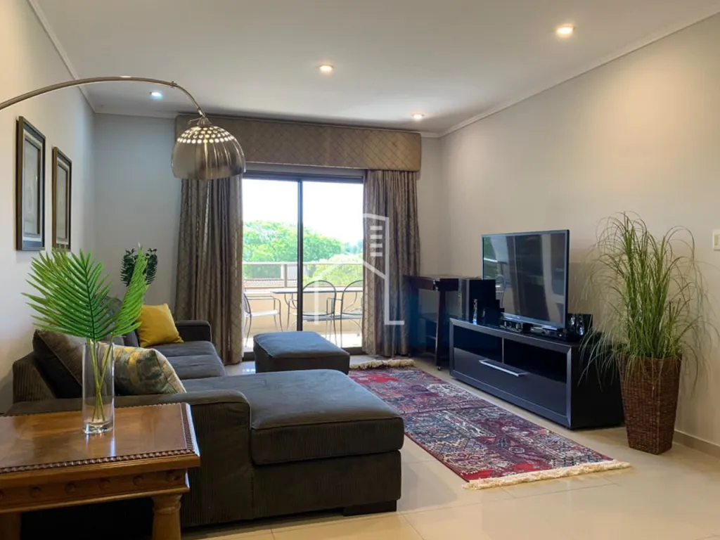 LOS LAURELES: DEPARTAMENTO, 3 DORMIT, AMOBLADO Y EQUIPADO – 2.000 USD. — foto 2