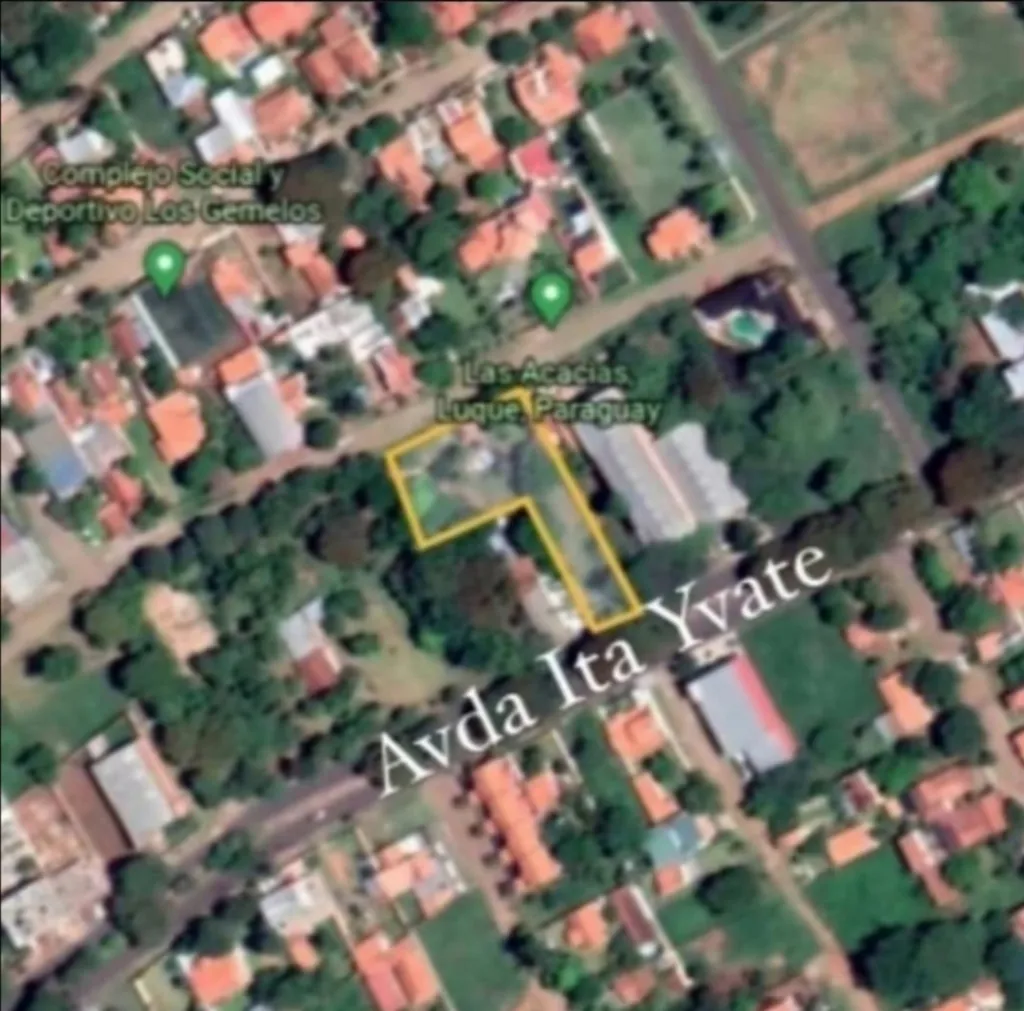 VENTA DE TERRENO EN LUQUE CON SALIDA A DOS CALLES — foto 2