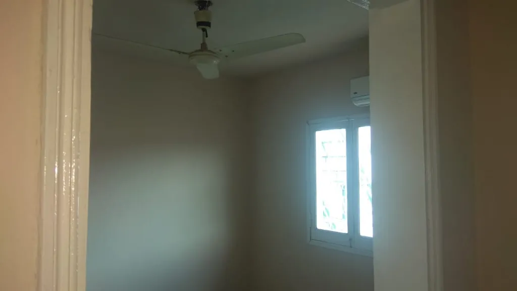 EHSIP ALQUILA: AMPLIO DEPARTAMENTO EN SAJONIA — foto 2