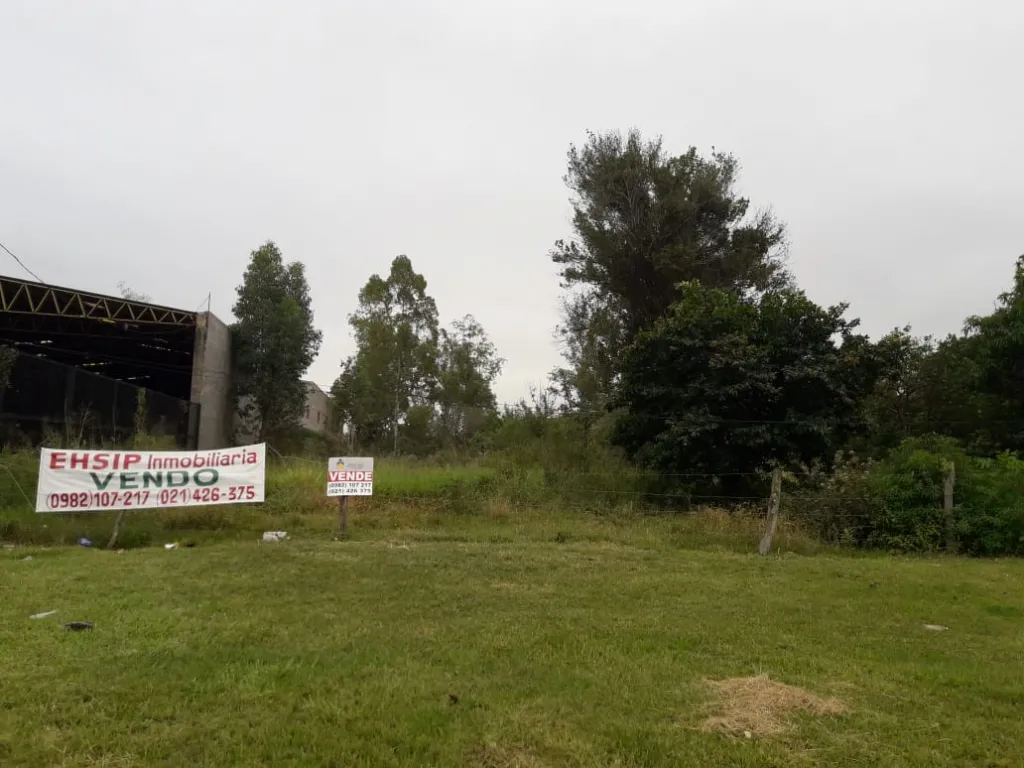 EHSIP VENDE 2 LOTES JUNTOS YPACARAI — foto 2