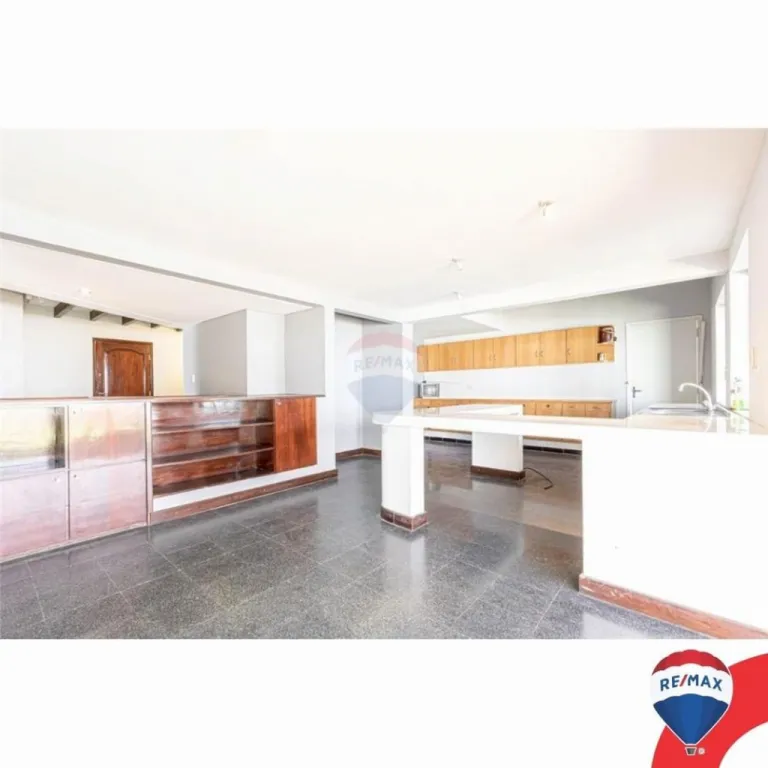 En venta una hermosa casa Sobre Azara — foto 3