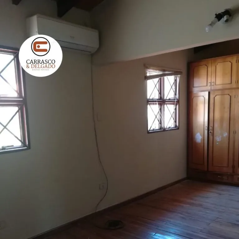 HERMOSO DUPLEX EN LAMBARE — foto 3