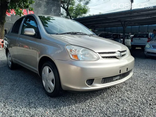 Toyota Platz 2003 — foto 3