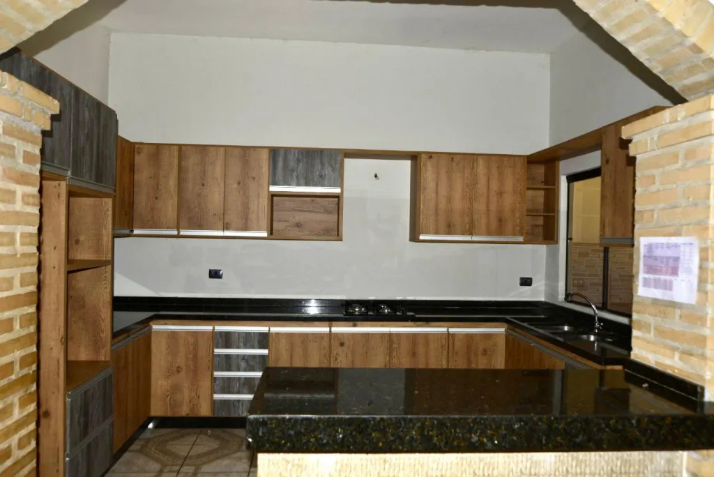 Vendo Hermosa casa detras del Shopping Arena km4 — foto 3