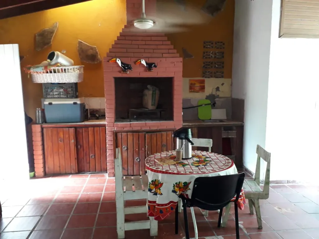 Vendo propiedad en Asunción. Barrio Santísima Trinidad. Inmejorable ubicación. — foto 3