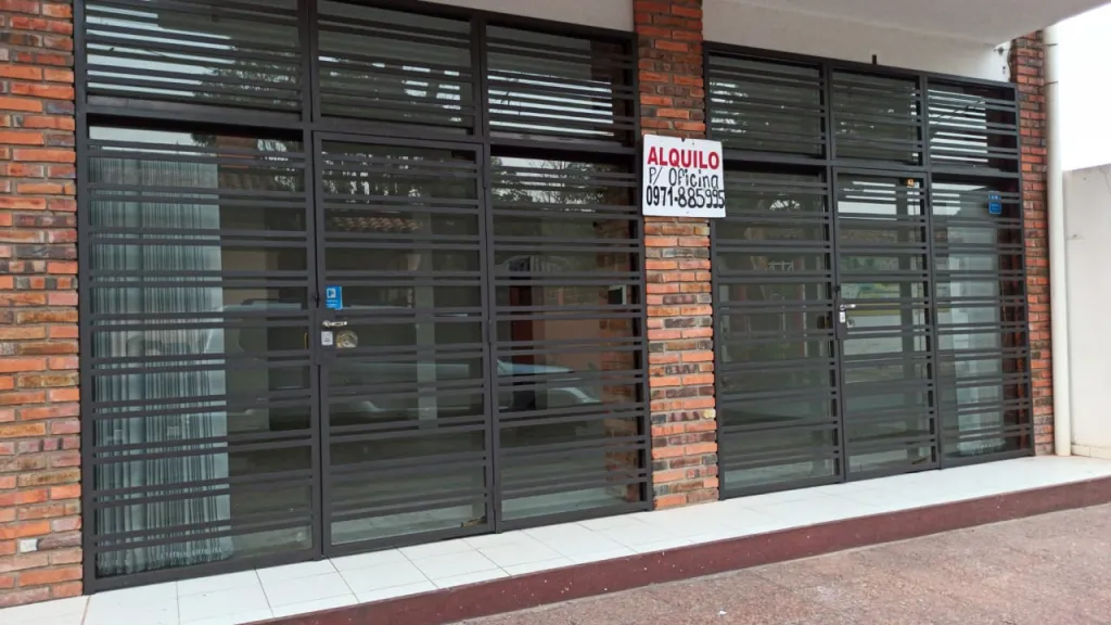 SALON COMERCIAL Zona Centro San Lorenzo — foto 3