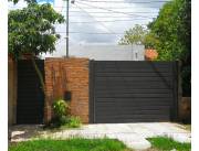 Alquilo casa a estrenar zona Luque