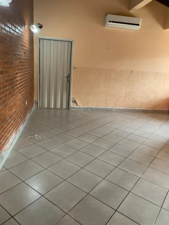 VENDO CHALET EN MARIANO ROQUE ALONSO ZONA MUNICIPALIDAD COD 3396 — foto 2