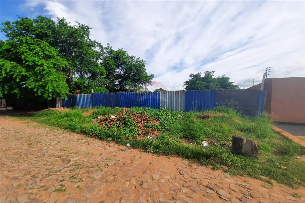 VENDO TERRENO EN LAMBARÉ ZONA COLEGIO SEK — foto 2