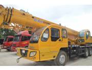 VENTA DE GRUA TELESCÓPICA + 1 MONTACARGA (ESCUCHO OFERTAS)