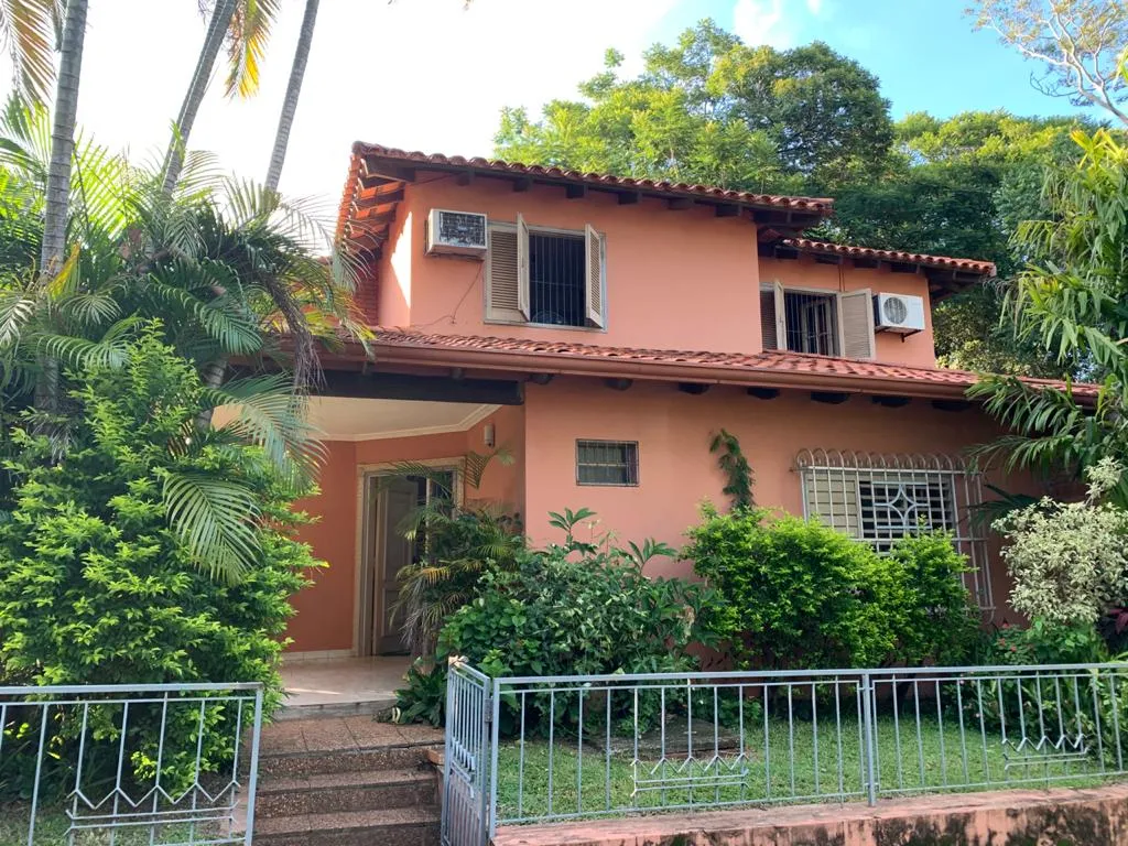 VENDVENDO HERMOSA PROPIEDAD EN ESQUINA MBURUCUYA — foto 2