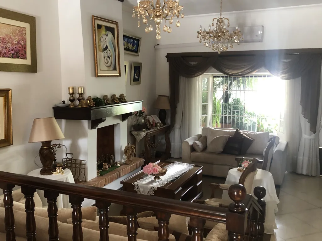 HERMOSA CASA EN ASUNCIÓN BARRIO SILVIO PETIROSSI — foto 3