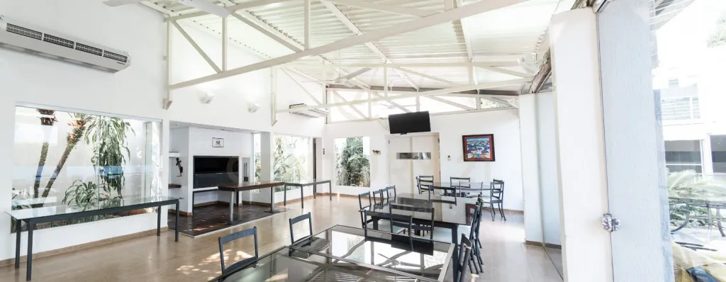 HERMOSA RESIDENCIA EN CONDOMINIO BOTANICA V — foto 2