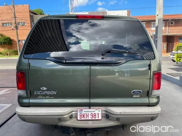 Ford Excursion 2005 — foto 4