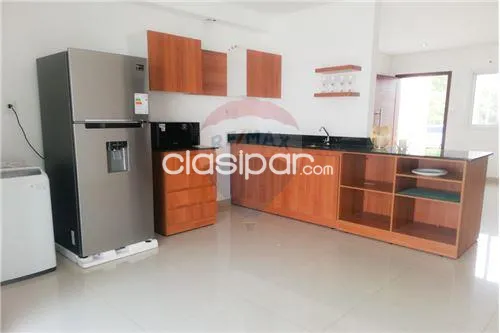 VENDO HERMOSO DUPLEX ZONA LUQUE-LIMPIO — foto 2